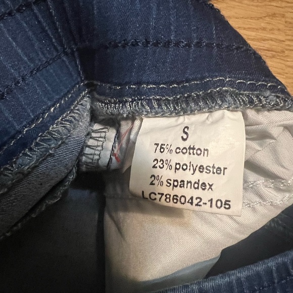 Stretchy Boutique jeans - Picture 4 of 4